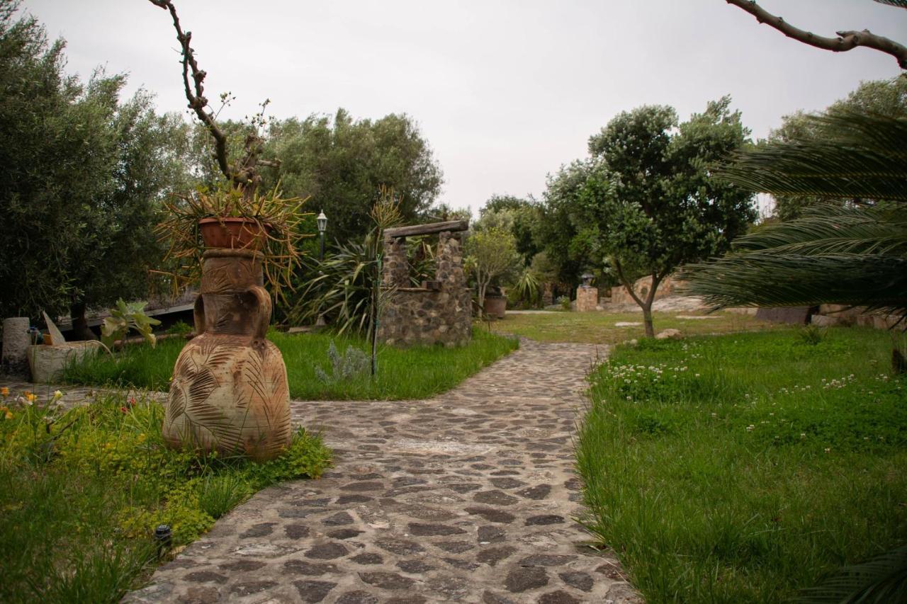 B&B Il Giardino Arbus Extérieur photo