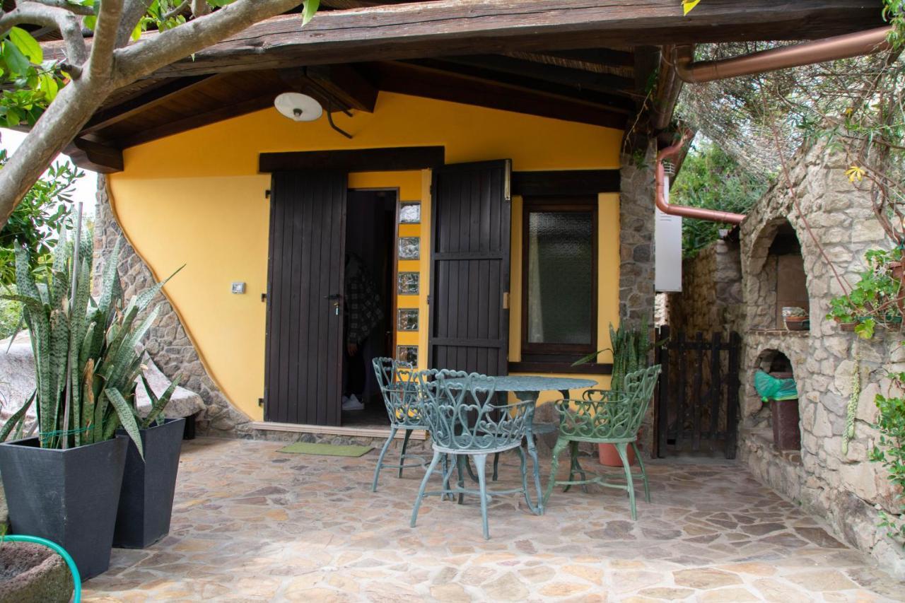 B&B Il Giardino Arbus Extérieur photo